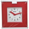 Zegar kwadrat falista ramka czerwony