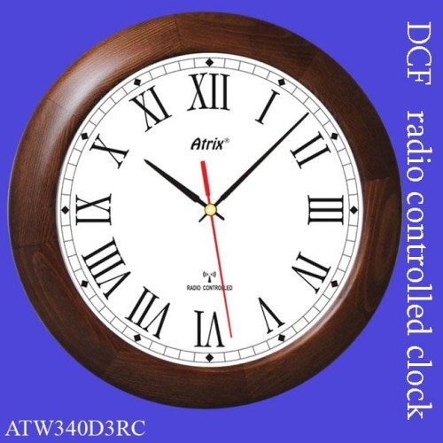 drewniany zegar DCF ciemny dąb