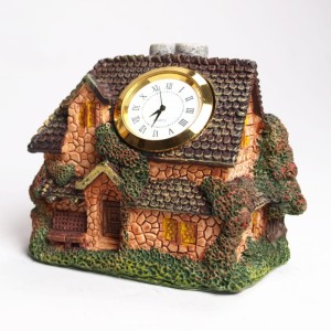 Zegar ceramiczny mały domek M4