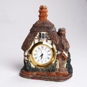 Zegar ceramiczny mały domek M6