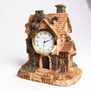 Zegar ceramiczny mały domek M10